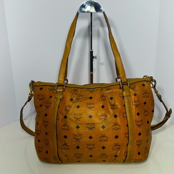 MCM VISETOS VINTAGE SHOULDER BAG COGNAC MEDIUM - Picture 2 of 15